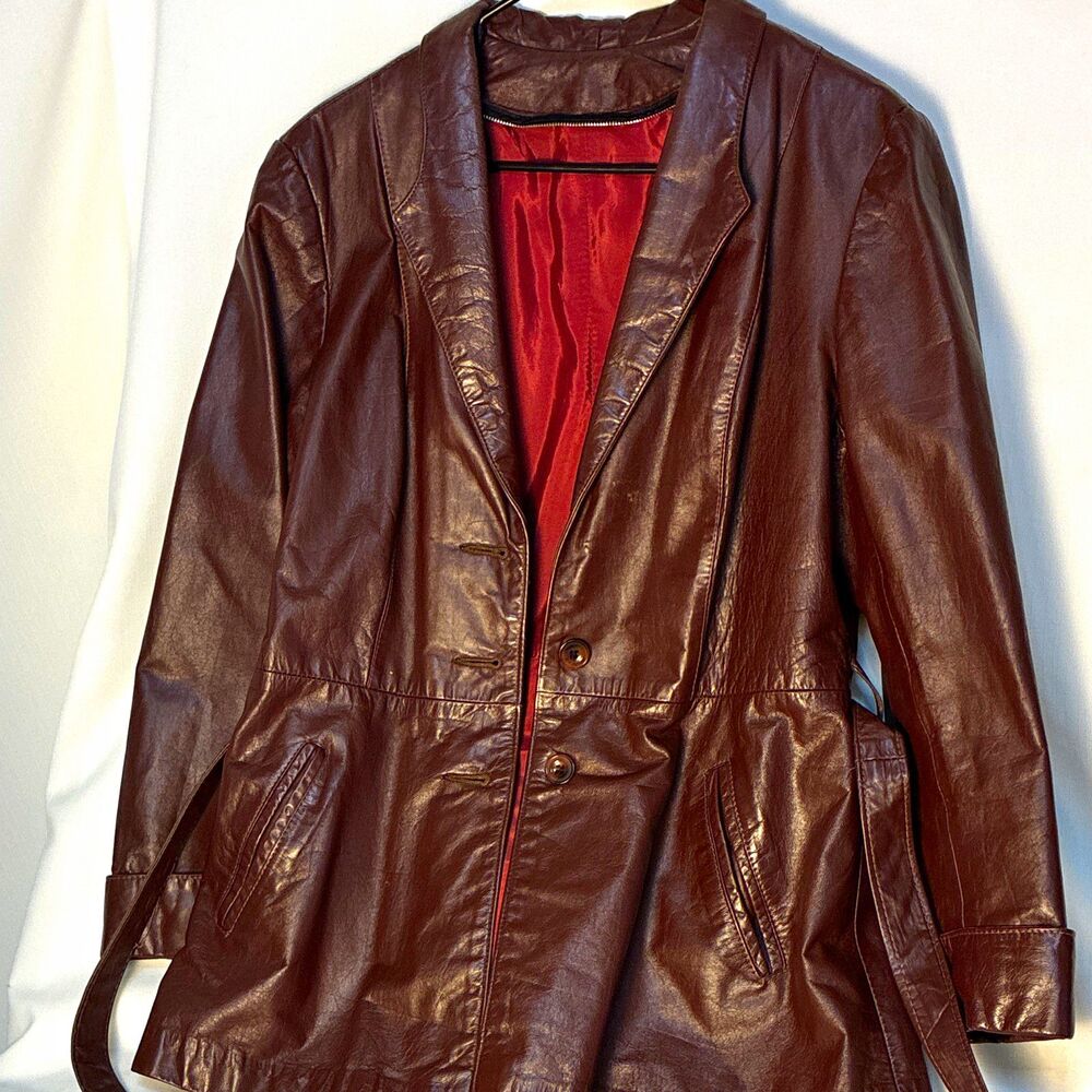 Sears Vintage Womens Brown Leather Belted 30in jacket  size 16***